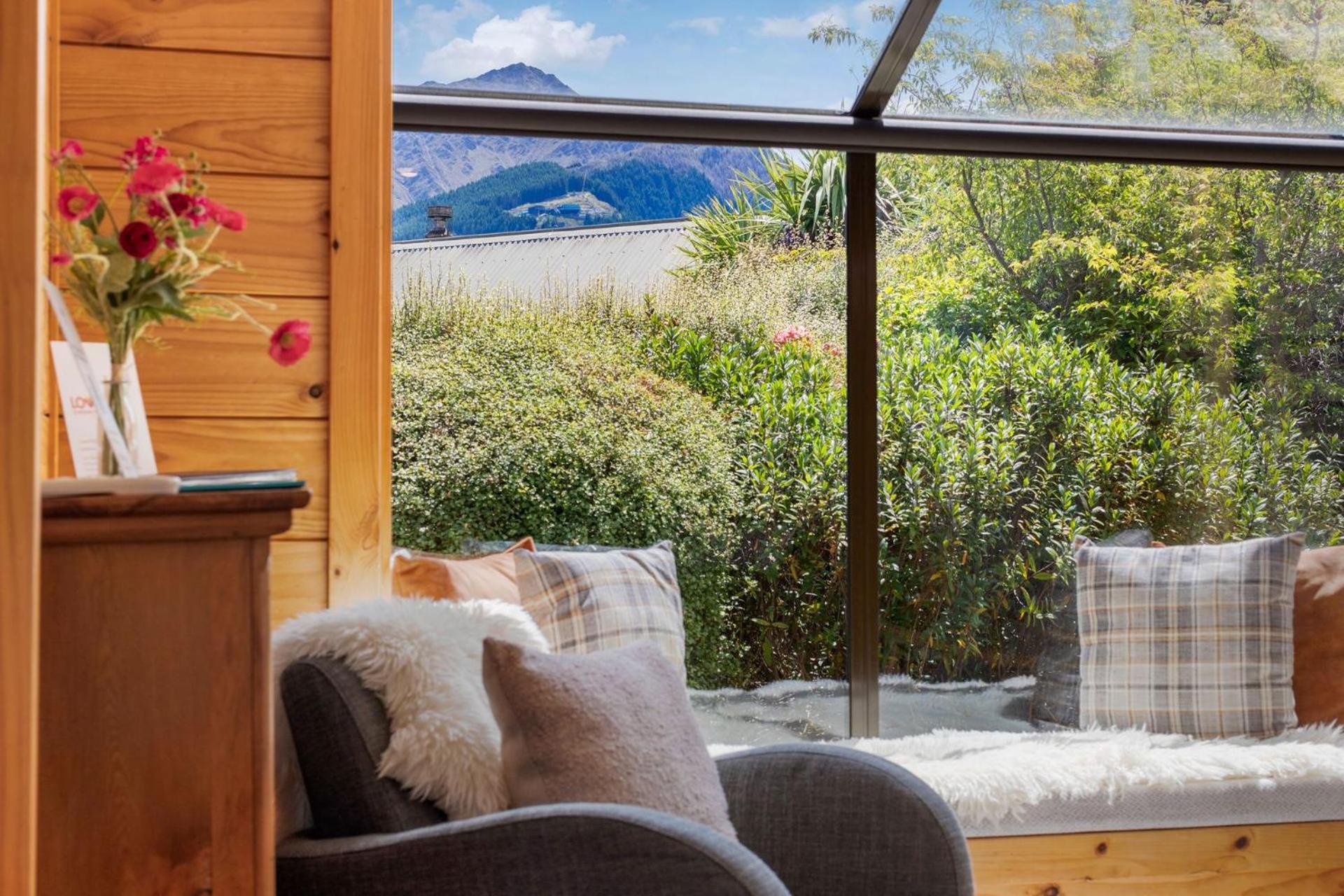 Tranquil Heights Villa Queenstown Kültér fotó