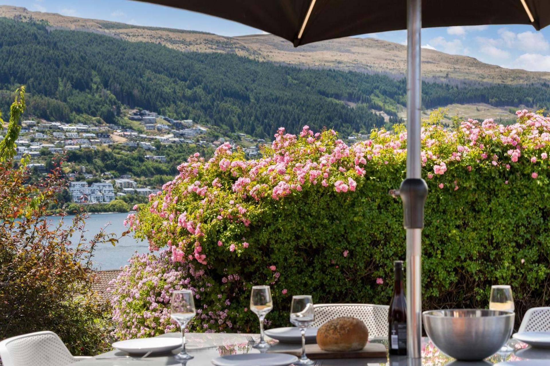 Tranquil Heights Villa Queenstown Kültér fotó